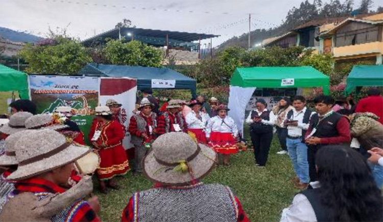 Fundación Rode -MUJERES Y VARONES ORGANIZADOS Y EN EQUIDAD MEJORAN SALUBRIDAD EN PARAGUA Fundación Rode -MUJERES Y VARONES ORGANIZADOS Y EN EQUIDAD MEJORAN SALUBRIDAD EN PARAGUA